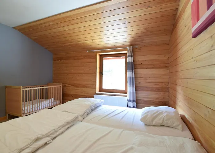 Cosy Holiday Home In Rendeux