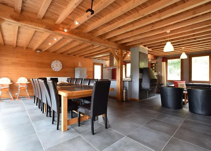Cosy Holiday Home In Rendeux